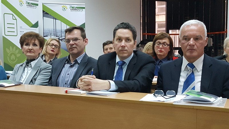 Привредна комора Војводине на дебати „Принципи одрживе економије у пољопривреди и грађевинарству“