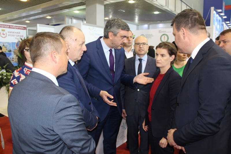 Мировић и Брнабић посетили Међународни пољопривредни сајам