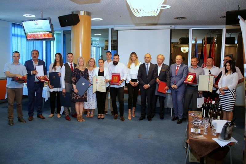 Привредна комора Војводине доделила признања најбољима за достигнути квалитет у пружању услуга у угоститељско-туристичкој делатности