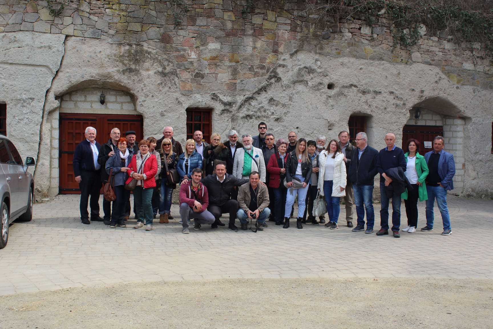 Привредна делегација у стручној посети винској регији Егер у Мађарској