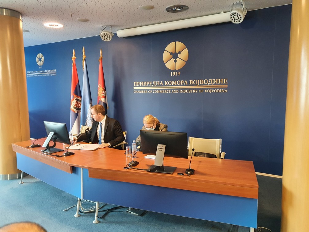У Привредној комори Војводине одржана јавна расправа о изменама и допунама Закона о пловидби и лукама на унутрашњим водама