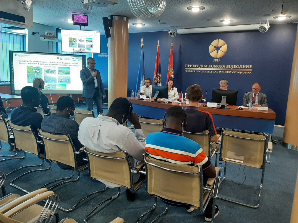 У Привредној комори Војводине одржан је први састанак Саветодавног одбора СЛЛЕС пројекта  ( Sustainable Land, Livelihoods, and Energy Initiative Serbia)