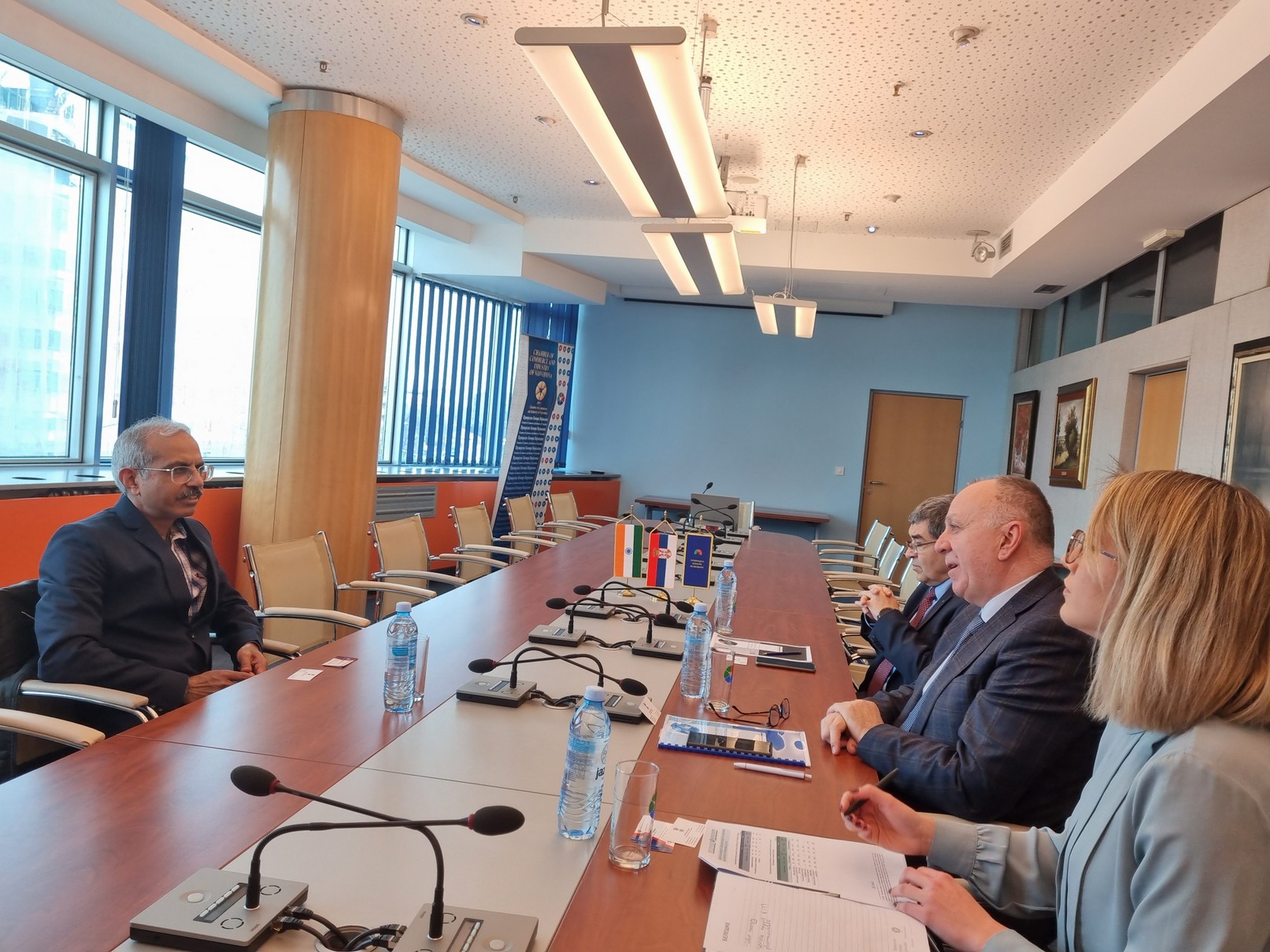 Први секретар амбасаде Индије у Републици Србији Сандип Кумар у посети Привредној комори Војводине